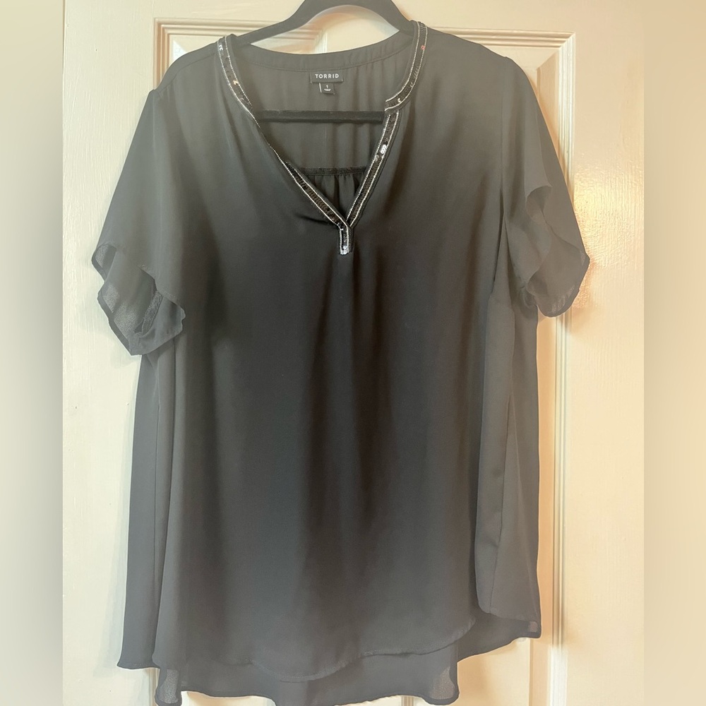 Torrid Size 1 Sequins Detail Women's Top
